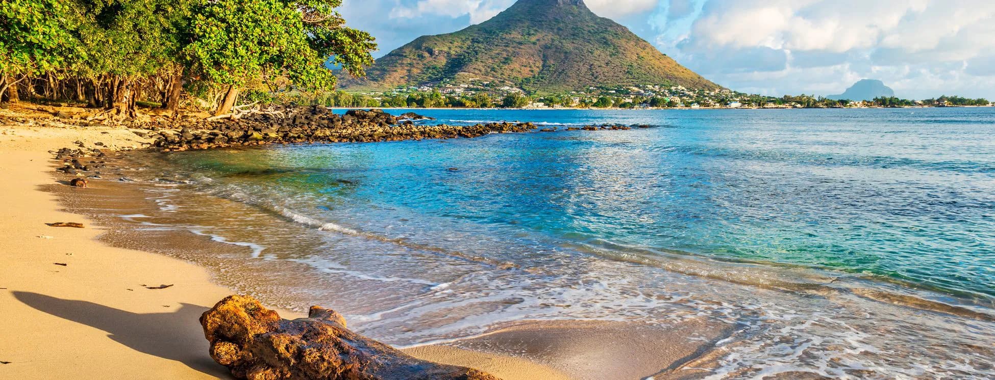 La baie de Tamarin et ses vagues de surf
